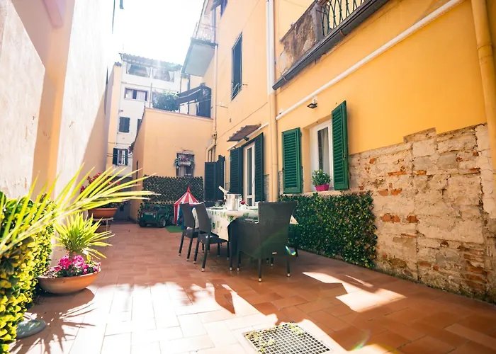Santa Croce Garden *